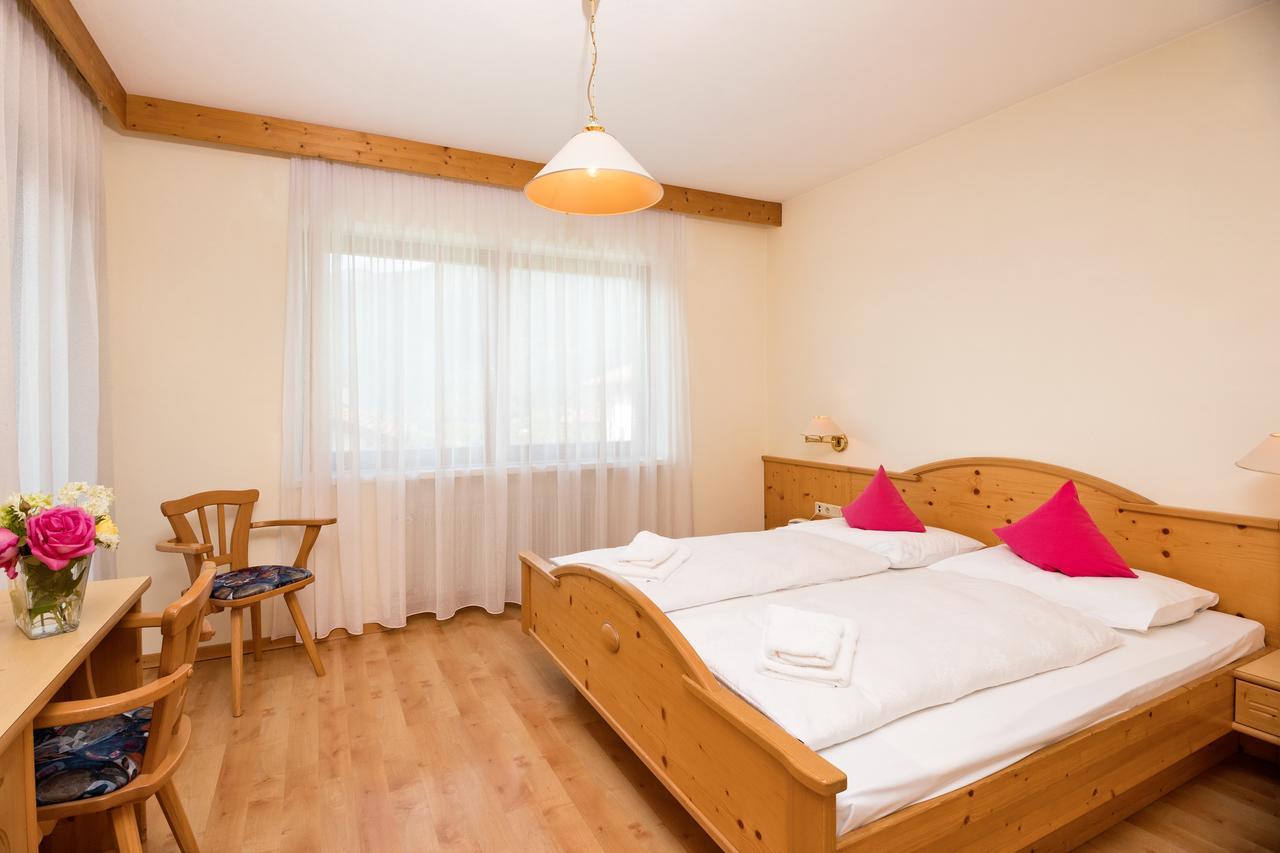 Hotel Stocknerhof Natz-Schabs Extérieur photo