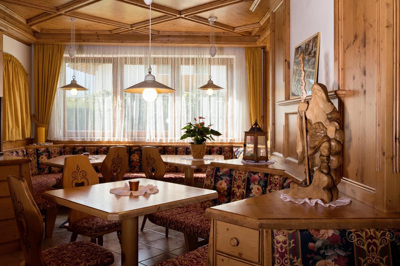 Hotel Stocknerhof Natz-Schabs Extérieur photo